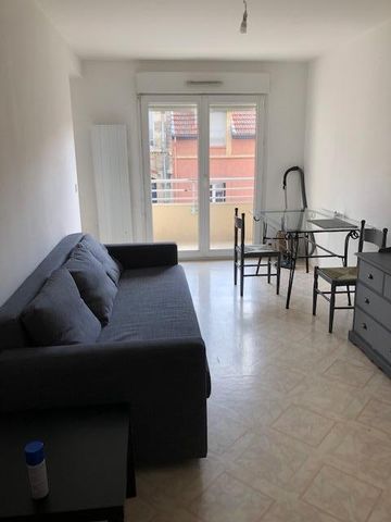 Location Appartement 1 pièce 24m² - Photo 2