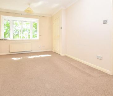 2 bedroom end of terrace house to rent - Photo 6