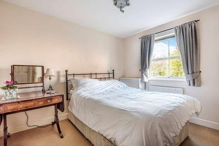 Uptons Garden, Whitminster, Gloucester, GL2 - Photo 5