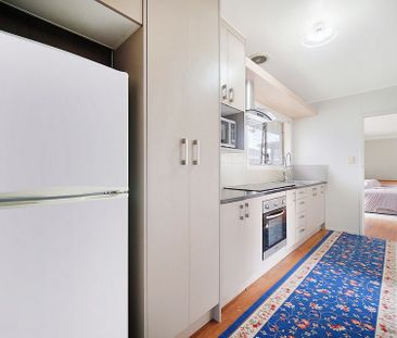 LARGE 2BR Home/L/up Int. GGE (96M2) - Photo 1