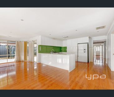 Stylish and Spacious Family Home in a Prime Location! - Photo 3