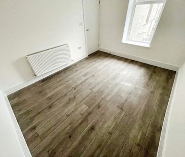 Mount Pleasant Road, EBBW VALE - Photo 3