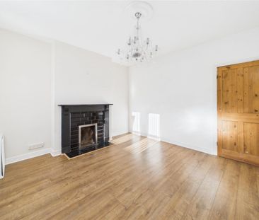 2 bedroom Terraced House to rent - Photo 6