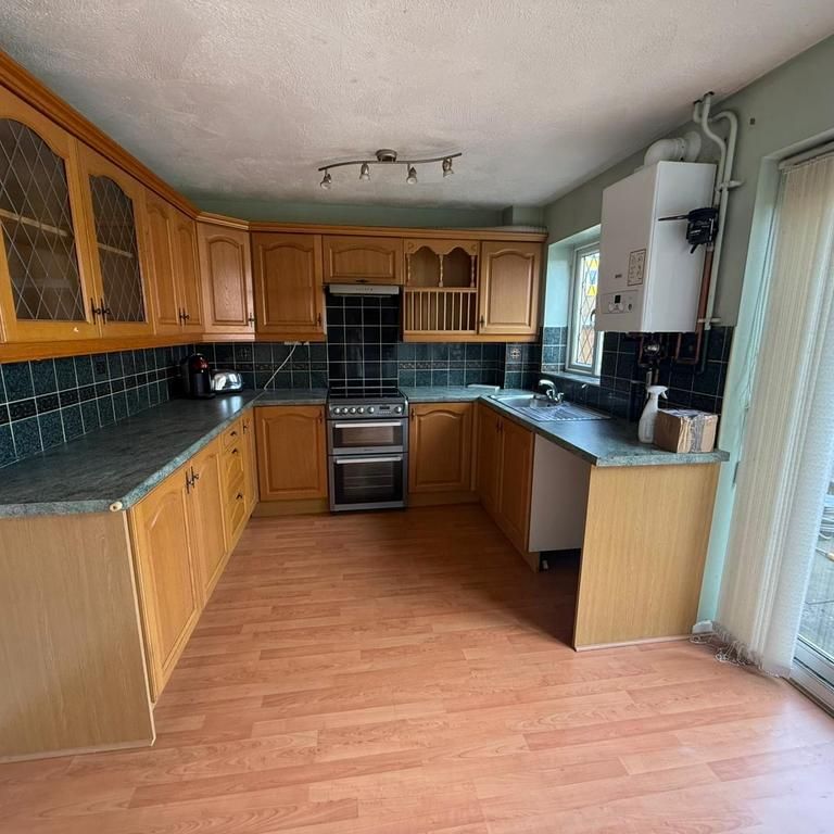 3 bedroom terraced house to rent - Photo 1