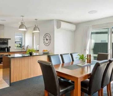 WIGRAM - EXECUTIVE 3 BEDROOM HOUSE, 2 X BATHROOMS - Photo 2