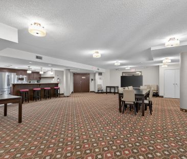 For Lease - 326 Major Mackenzie Drive Unit# 230, Richmond Hill, Ont... - Photo 5