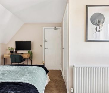 1 bedroom in a house share to rent - Photo 6