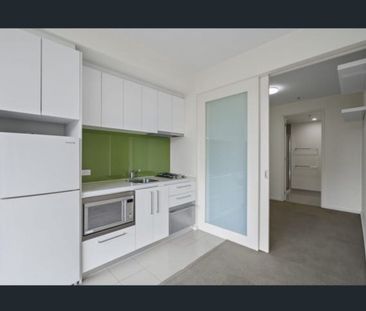1 bedroom 1 bath apartment with White Goods - Photo 2