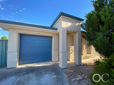 Open the Door to Spacious Living - Photo 5