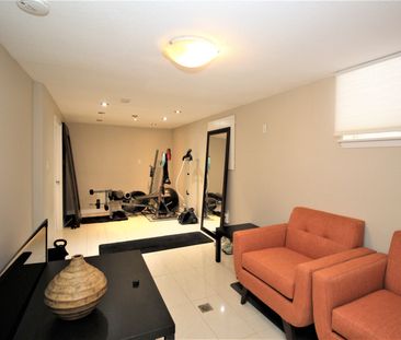 For Lease - 58 Avondale Avenue, Toronto, Ontario - Photo 2