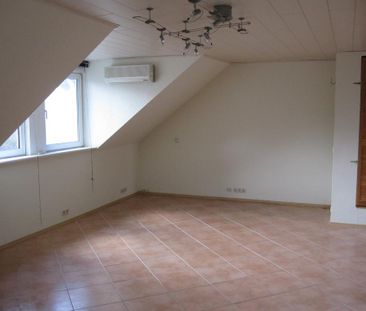 93qm Dachgeschoßwohnung in Troisdorf-Altenrath mit Carport - Photo 4
