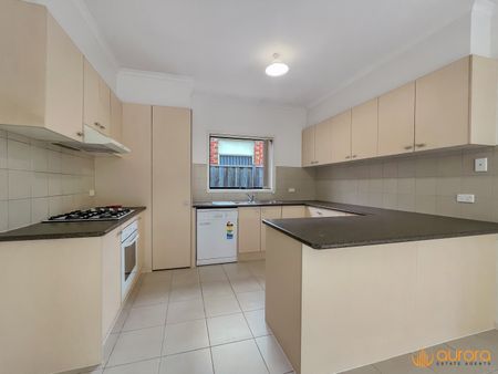 38 Jack William Way, Berwick VIC 3806 - House For Rent | Domain - Photo 5