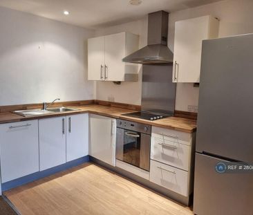 2 bedroom flat to rent - Photo 3