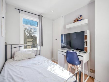 2 Bed Terraced House, Queen Street, CR0 - Photo 4