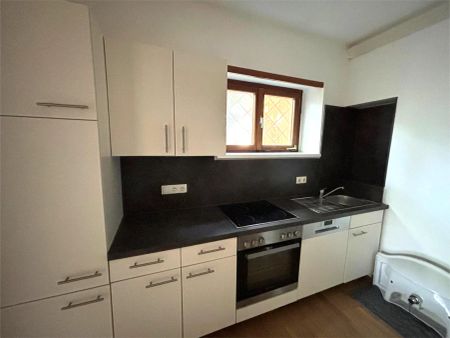 Charmante 1,5-Zimmer-Wohnung in Traumvilla in Weiz - AB SOFORT verfügbar - Photo 4