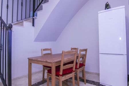 Carrer de Sant Joan Bosco, Valencia, Valencian Community 46019 - Photo 3