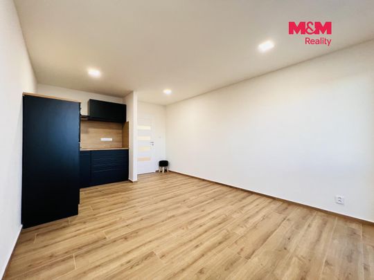 Pronájem bytu 1+kk a garsoniéry 28 m² - Фото 1