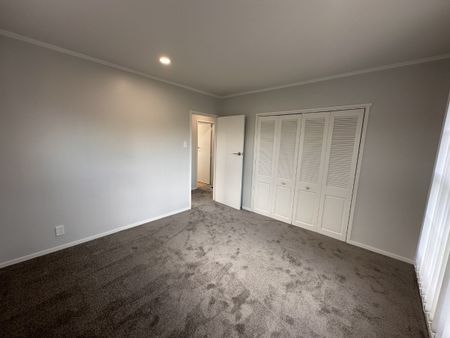 Family Home Great Location - Photo 4