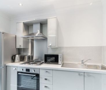 1 bedroom flat to rent - Photo 5