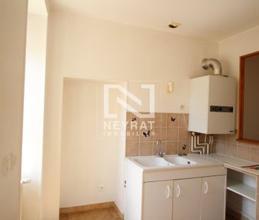 Location Appartement 4 pièces 66m² CHAGNY 71150 - Photo 1