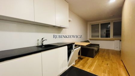 Warszawa, Śródmieście, pl. Grzybowski - Zdjęcie 3