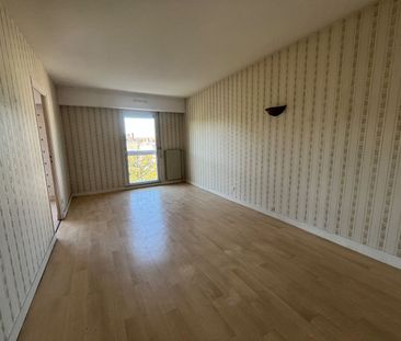 Location Appartement 3 pièces 73m² - Photo 5