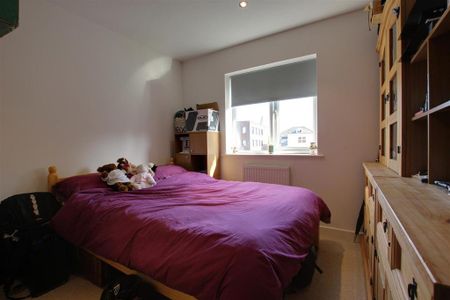 2 bedroom apartment to rent - Photo 5