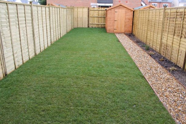 3 bedroom semi-detached house to rent - Photo 1