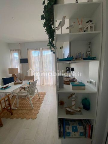Bilocale via Raffaello Sanzio 15, Centro, Diano Marina - Photo 2