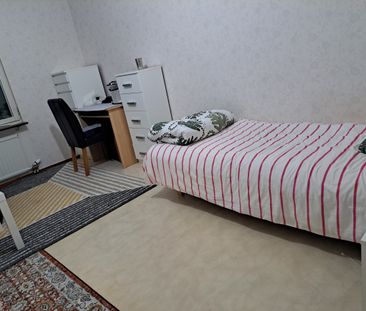 Hovslagargatan, Upplands Väsby - Photo 3