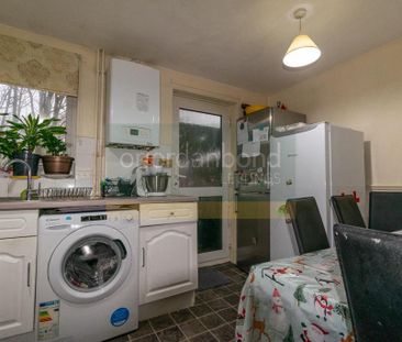 2 bedroom semi-detached house to rent - Photo 4