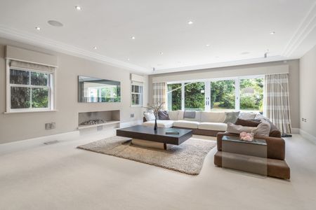 Western Avenue, Poole, Dorset, BH13 - Photo 2