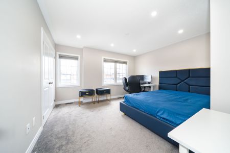 For Lease - 1034 Tigerlily Trail, Pickering, Ontario - Photo 2