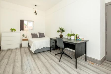 9 bedroom terraced house to rent - Photo 4