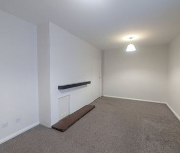 Reynolds Close, Cranfield, MK43 - Photo 3