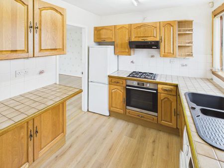 3 bedroom bungalow to rent - Photo 5
