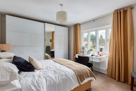 3 bedroom semi-detached house to rent - Photo 3