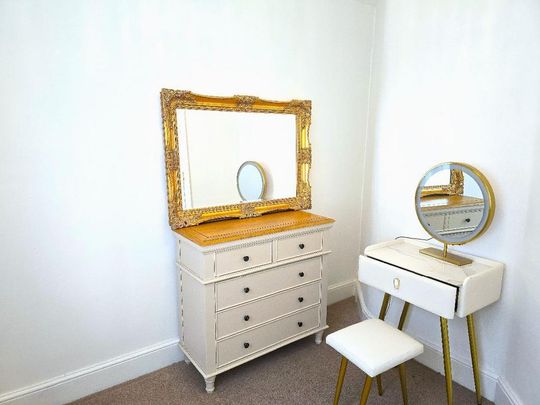 4 bedroom detached house to rent - Photo 1