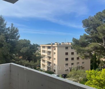 Location appartement 4 pièces 62 m² Toulon - Photo 6
