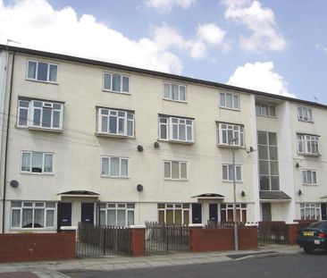 2 bedroom maisonette to rent - Photo 3