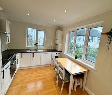 2 Bed Maisonette, Grosvenor Road, N3 - Photo 4