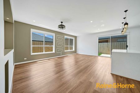 Stunning, Oversized 4-Bedroom Family Home in Peaceful Stonehill Estate - Photo 2