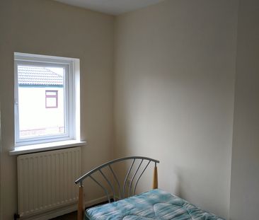 98 Frenchpark Street, Belfast, BT12 6HZ - Photo 2