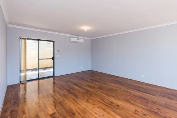 Wonderful family-friendly villa in a fantastic location! - Photo 1