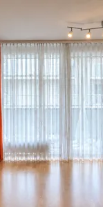 Familienwohnung mit großer Loggia und Garage beim Donauzentrum - Photo 1