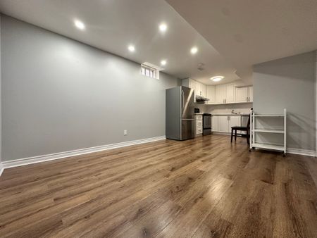 For Lease - 4 Shell Court Unit# basement, Richmond Hill, Ontario - Photo 4