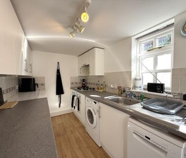 1 bedroom ground floor flat to rent - Photo 2