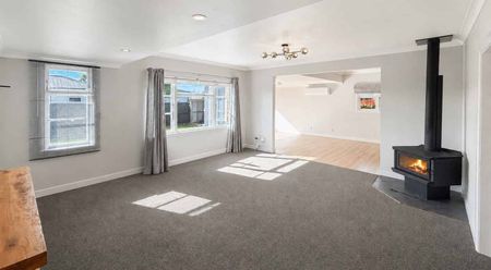Allenton - 3 Bedroom - Photo 2