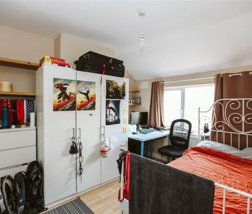 4 bedroom semi-detached house to rent - Photo 4