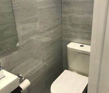 Studio Flat, Hooking Green, HA2 - Photo 5